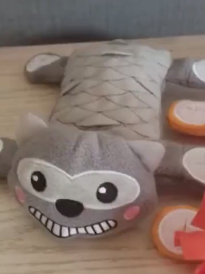 Dog Bites And Makes Noises Plush Toys